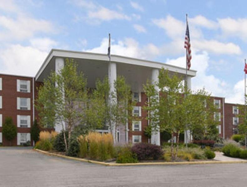 Ramada Conference Center Hotel Morgantown Exterior foto